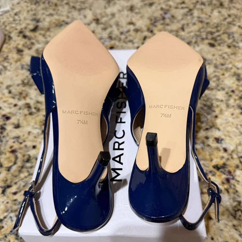 NWT Marc Fisher Allon Blue Patent Bow Slingback Pumps Heels, Size 7.5